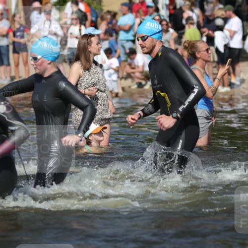 22.06.2025 - Viking Triathlon H.Heesch http://msf.ph/oto/8062836 22.06.2025 10:07:19 Schwimmen 155, 201, 202, 223, 256, 267, 273, 326, 333, 343, 421, 425, 463, 531, 607, 637 meine-sportfotos.de