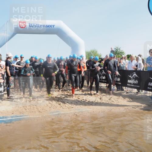 22.06.2025 - Viking Triathlon MichiJ http://msf.ph/oto/8062843 22.06.2025 10:08:21 Schwimmen 37, 48, 69, 97, 133, 140, 222, 225, 364, 403, 406, 410, 499, 518, 638 meine-sportfotos.de