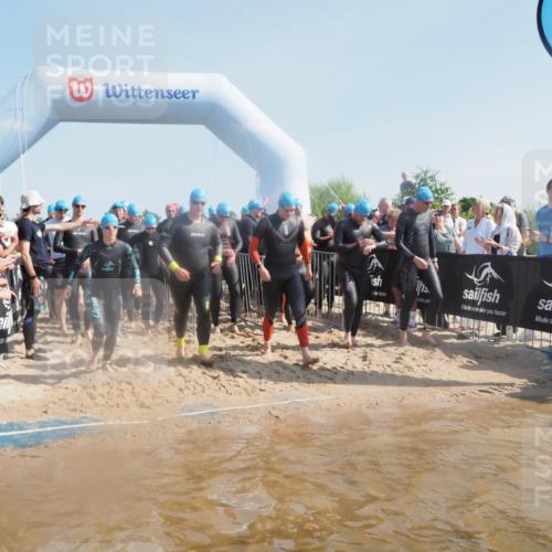 22.06.2025 - Viking Triathlon MichiJ http://msf.ph/oto/8062853 22.06.2025 10:08:21 Schwimmen 37, 48, 69, 97, 133, 140, 222, 225, 364, 403, 406, 410, 499, 518, 638 meine-sportfotos.de