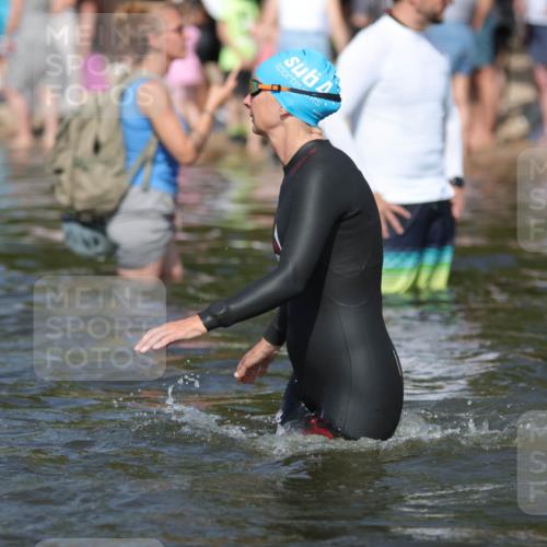22.06.2025 - Viking Triathlon H.Heesch http://msf.ph/oto/8062863 22.06.2025 10:07:31 Schwimmen 23, 121, 155, 213, 235, 256, 270, 285, 317, 342, 343, 353, 421, 476, 484, 531, 615 meine-sportfotos.de