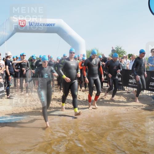 22.06.2025 - Viking Triathlon MichiJ http://msf.ph/oto/8062877 22.06.2025 10:08:22 Schwimmen 37, 48, 69, 97, 133, 140, 222, 225, 364, 403, 406, 410, 499, 518, 638 meine-sportfotos.de