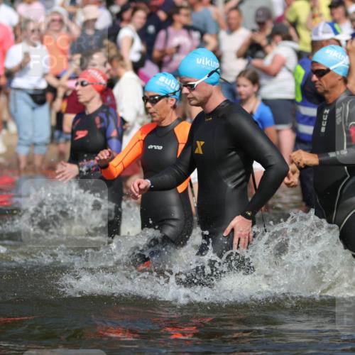 22.06.2025 - Viking Triathlon H.Heesch http://msf.ph/oto/8062882 22.06.2025 10:07:38 Schwimmen 16, 23, 121, 143, 213, 270, 285, 342, 353, 363, 436, 476, 484, 547, 615, 621 meine-sportfotos.de