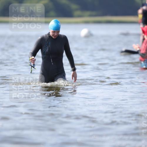 22.06.2025 - Viking Triathlon H.Heesch http://msf.ph/oto/8062901 22.06.2025 10:49:59 Schwimmen 69, 97, 140, 270, 273, 356 meine-sportfotos.de