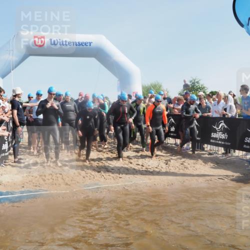 22.06.2025 - Viking Triathlon MichiJ http://msf.ph/oto/8062904 22.06.2025 10:08:26 Schwimmen 37, 48, 69, 97, 133, 140, 222, 360, 364, 472, 481, 490, 499, 518, 542 meine-sportfotos.de