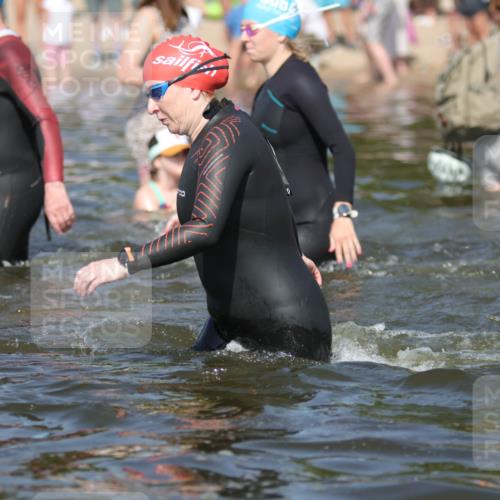 22.06.2025 - Viking Triathlon H.Heesch http://msf.ph/oto/8062913 22.06.2025 10:07:46 Schwimmen 16, 76, 95, 102, 143, 263, 363, 372, 436, 453, 477, 503, 547, 621, 624 meine-sportfotos.de