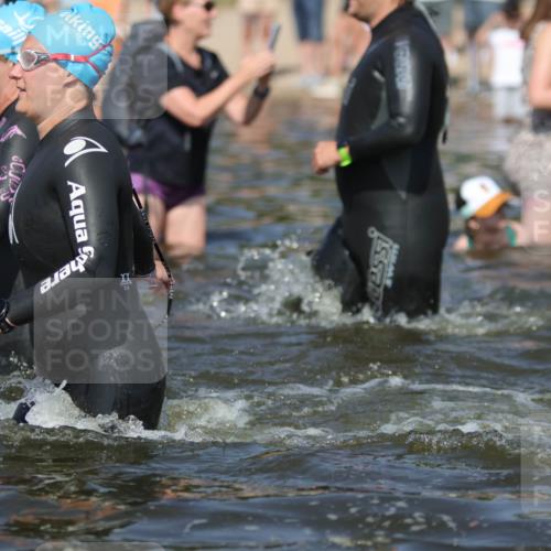 22.06.2025 - Viking Triathlon H.Heesch http://msf.ph/oto/8062933 22.06.2025 10:07:49 Schwimmen 16, 31, 76, 95, 102, 130, 143, 263, 292, 372, 453, 477, 503, 624, 650 meine-sportfotos.de