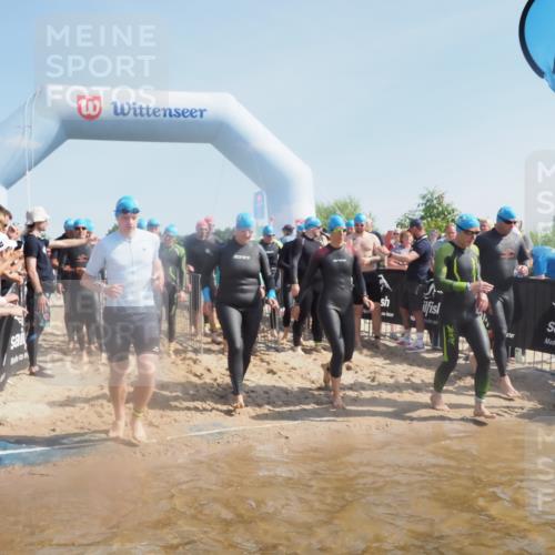 22.06.2025 - Viking Triathlon MichiJ http://msf.ph/oto/8062963 22.06.2025 10:08:32 Schwimmen 48, 69, 71, 97, 166, 246, 319, 357, 360, 472, 481, 490, 499, 518, 542 meine-sportfotos.de