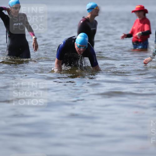 22.06.2025 - Viking Triathlon H.Heesch http://msf.ph/oto/8062981 22.06.2025 10:50:49 Schwimmen 308, 402, 523, 533, 543 meine-sportfotos.de