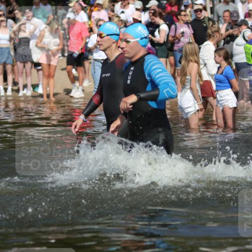 22.06.2025 - Viking Triathlon H.Heesch http://msf.ph/oto/8062994 22.06.2025 10:08:11 Schwimmen 51, 106, 116, 206, 225, 268, 378, 403, 406, 410, 422, 466, 480, 543, 638 meine-sportfotos.de