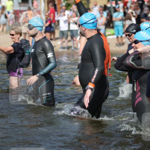 22.06.2025 - Viking Triathlon H.Heesch http://msf.ph/oto/8063003 22.06.2025 10:08:16 Schwimmen 37, 51, 106, 116, 133, 140, 222, 225, 364, 378, 403, 406, 410, 480, 638 meine-sportfotos.de