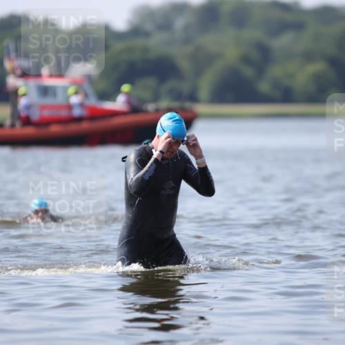 22.06.2025 - Viking Triathlon H.Heesch http://msf.ph/oto/8063041 22.06.2025 10:51:47 Schwimmen 169, 292 meine-sportfotos.de