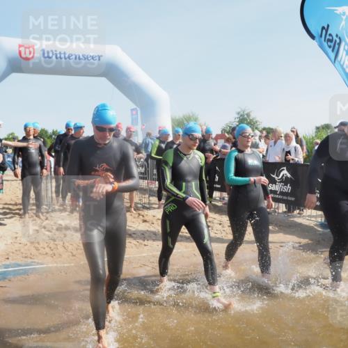 22.06.2025 - Viking Triathlon MichiJ http://msf.ph/oto/8063042 22.06.2025 10:08:37 Schwimmen 71, 136, 166, 246, 303, 305, 319, 357, 360, 459, 470, 472, 481, 490, 542 meine-sportfotos.de