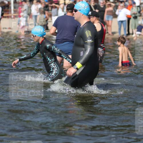 22.06.2025 - Viking Triathlon H.Heesch http://msf.ph/oto/8063043 22.06.2025 10:08:33 Schwimmen 48, 69, 71, 97, 166, 246, 303, 305, 319, 357, 360, 472, 481, 490, 499, 518, 542 meine-sportfotos.de