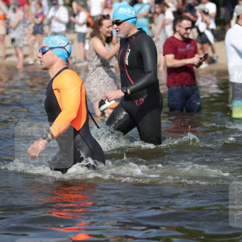 22.06.2025 - Viking Triathlon H.Heesch http://msf.ph/oto/8063049 22.06.2025 10:08:36 Schwimmen 71, 136, 166, 246, 303, 305, 319, 357, 360, 459, 470, 472, 481, 490, 542 meine-sportfotos.de