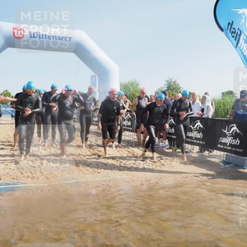 22.06.2025 - Viking Triathlon MichiJ http://msf.ph/oto/8063055 22.06.2025 10:08:40 Schwimmen 71, 136, 166, 234, 241, 246, 303, 305, 319, 356, 357, 459, 470, 471, 656 meine-sportfotos.de