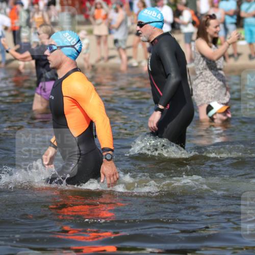 22.06.2025 - Viking Triathlon H.Heesch http://msf.ph/oto/8063056 22.06.2025 10:08:36 Schwimmen 71, 136, 166, 246, 303, 305, 319, 357, 360, 459, 470, 472, 481, 490, 542 meine-sportfotos.de