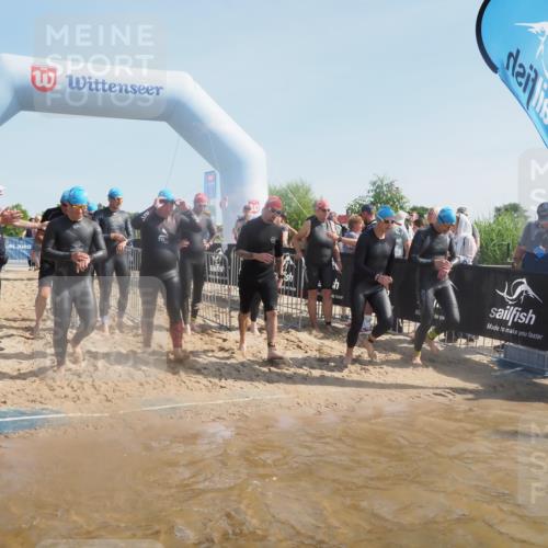 22.06.2025 - Viking Triathlon MichiJ http://msf.ph/oto/8063065 22.06.2025 10:08:40 Schwimmen 71, 136, 166, 234, 241, 246, 303, 305, 319, 356, 357, 459, 470, 471, 656 meine-sportfotos.de