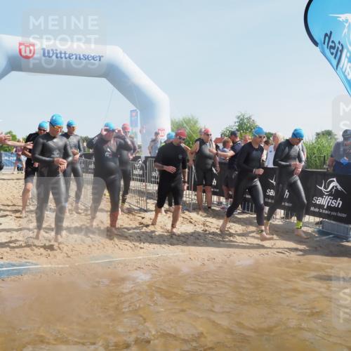 22.06.2025 - Viking Triathlon MichiJ http://msf.ph/oto/8063070 22.06.2025 10:08:40 Schwimmen 71, 136, 166, 234, 241, 246, 303, 305, 319, 356, 357, 459, 470, 471, 656 meine-sportfotos.de
