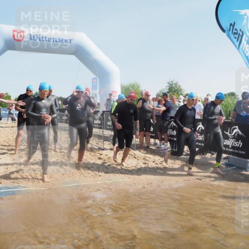 22.06.2025 - Viking Triathlon MichiJ http://msf.ph/oto/8063074 22.06.2025 10:08:40 Schwimmen 71, 136, 166, 234, 241, 246, 303, 305, 319, 356, 357, 459, 470, 471, 656 meine-sportfotos.de