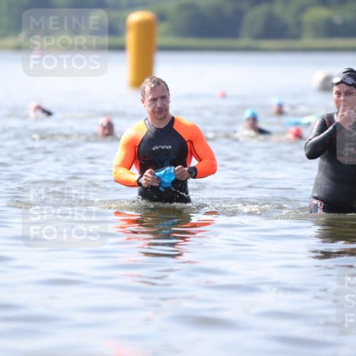22.06.2025 - Viking Triathlon H.Heesch http://msf.ph/oto/8063077 22.06.2025 10:52:03 Schwimmen 169, 542 meine-sportfotos.de