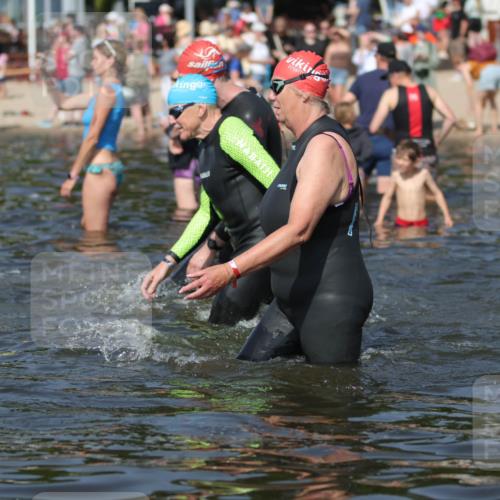 22.06.2025 - Viking Triathlon H.Heesch http://msf.ph/oto/8063092 22.06.2025 10:09:00 Schwimmen 405 meine-sportfotos.de