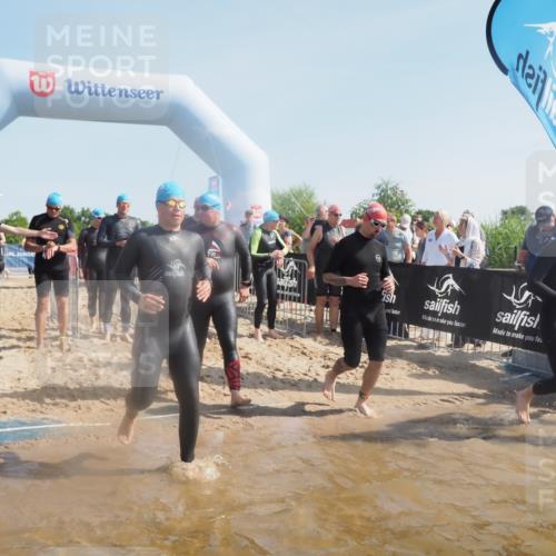 22.06.2025 - Viking Triathlon MichiJ http://msf.ph/oto/8063101 22.06.2025 10:08:41 Schwimmen 71, 136, 166, 234, 241, 246, 303, 305, 319, 356, 357, 459, 470, 471, 656 meine-sportfotos.de