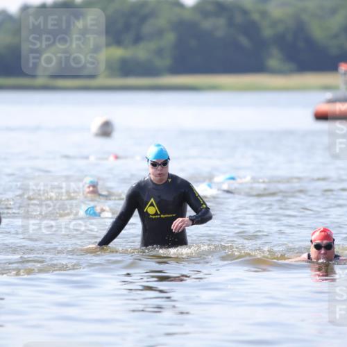 22.06.2025 - Viking Triathlon H.Heesch http://msf.ph/oto/8063127 22.06.2025 10:52:34 Schwimmen  meine-sportfotos.de