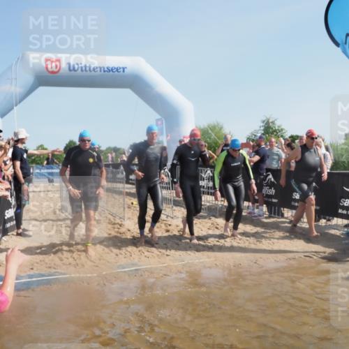 22.06.2025 - Viking Triathlon MichiJ http://msf.ph/oto/8063136 22.06.2025 10:08:46 Schwimmen 136, 160, 234, 241, 303, 305, 356, 359, 459, 470, 471, 483, 634, 640, 656 meine-sportfotos.de