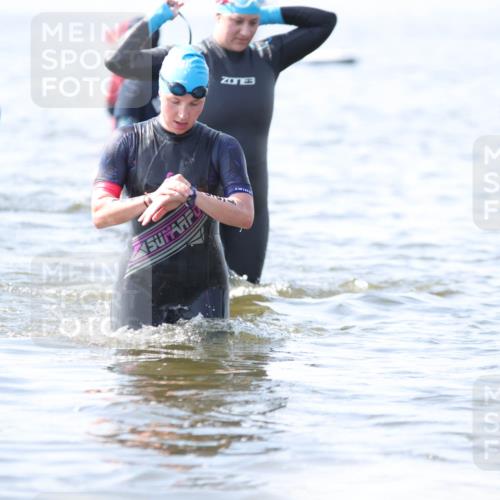 22.06.2025 - Viking Triathlon H.Heesch http://msf.ph/oto/8063154 22.06.2025 10:53:09 Schwimmen 165, 201, 319, 470, 640 meine-sportfotos.de