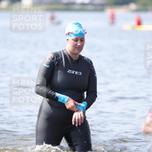22.06.2025 - Viking Triathlon H.Heesch http://msf.ph/oto/8063158 22.06.2025 10:53:15 Schwimmen 165, 201, 241, 319, 470, 640 meine-sportfotos.de