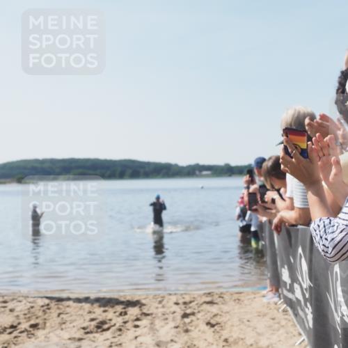 22.06.2025 - Viking Triathlon MichiJ http://msf.ph/oto/8063187 22.06.2025 10:22:44 Schwimmen 100 meine-sportfotos.de