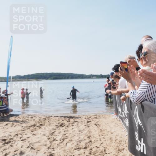 22.06.2025 - Viking Triathlon MichiJ http://msf.ph/oto/8063197 22.06.2025 10:22:48 Schwimmen 100 meine-sportfotos.de