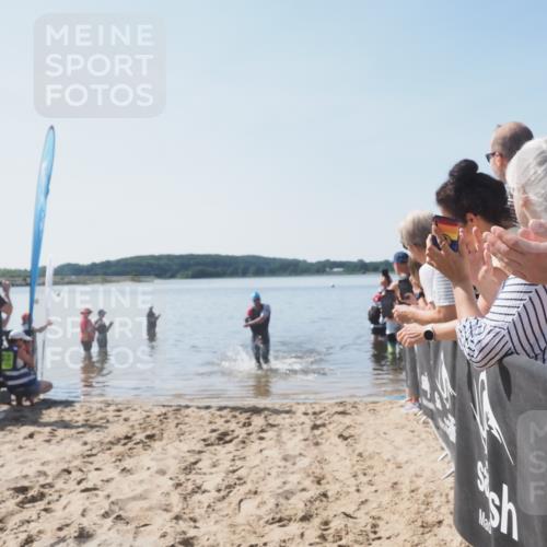 22.06.2025 - Viking Triathlon MichiJ http://msf.ph/oto/8063209 22.06.2025 10:22:50 Schwimmen 100 meine-sportfotos.de