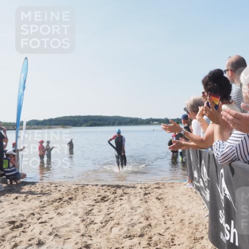 22.06.2025 - Viking Triathlon MichiJ http://msf.ph/oto/8063211 22.06.2025 10:22:50 Schwimmen 100 meine-sportfotos.de