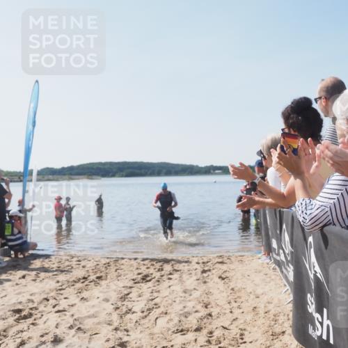 22.06.2025 - Viking Triathlon MichiJ http://msf.ph/oto/8063214 22.06.2025 10:22:50 Schwimmen 100 meine-sportfotos.de