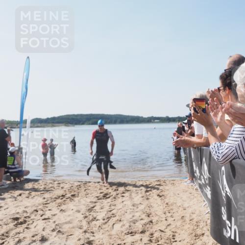 22.06.2025 - Viking Triathlon MichiJ http://msf.ph/oto/8063227 22.06.2025 10:22:52 Schwimmen 100 meine-sportfotos.de