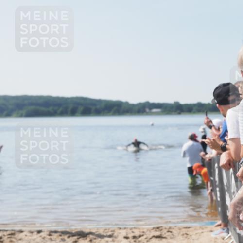 22.06.2025 - Viking Triathlon MichiJ http://msf.ph/oto/8063242 22.06.2025 10:24:02 Schwimmen 609 meine-sportfotos.de