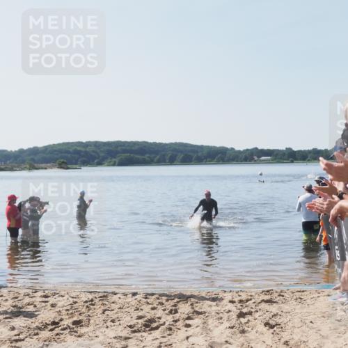 22.06.2025 - Viking Triathlon MichiJ http://msf.ph/oto/8063286 22.06.2025 10:24:10 Schwimmen 609 meine-sportfotos.de