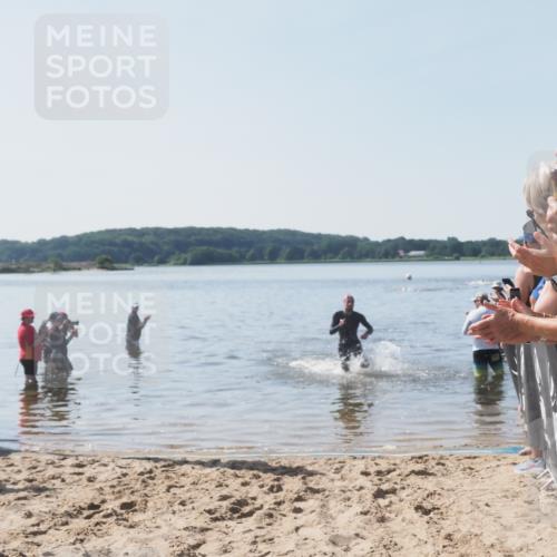 22.06.2025 - Viking Triathlon MichiJ http://msf.ph/oto/8063291 22.06.2025 10:24:11 Schwimmen 609 meine-sportfotos.de