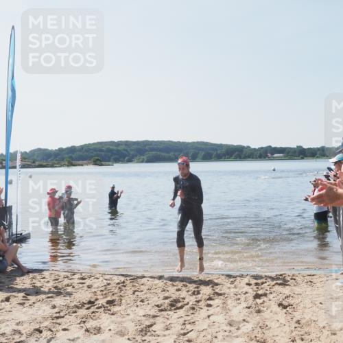 22.06.2025 - Viking Triathlon MichiJ http://msf.ph/oto/8063309 22.06.2025 10:24:14 Schwimmen 609 meine-sportfotos.de