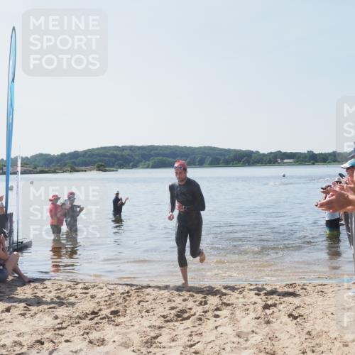 22.06.2025 - Viking Triathlon MichiJ http://msf.ph/oto/8063310 22.06.2025 10:24:14 Schwimmen 609 meine-sportfotos.de