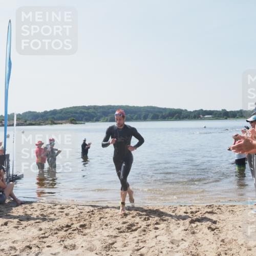 22.06.2025 - Viking Triathlon MichiJ http://msf.ph/oto/8063314 22.06.2025 10:24:14 Schwimmen 609 meine-sportfotos.de