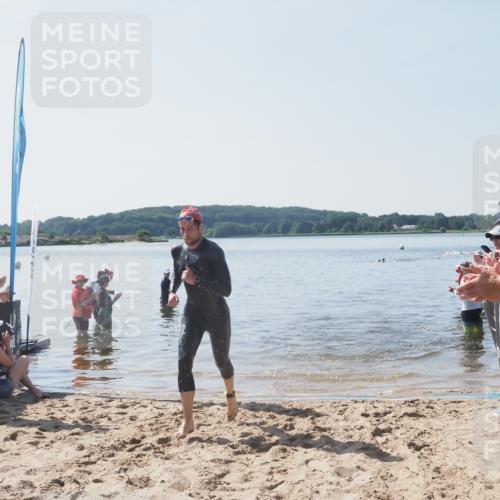 22.06.2025 - Viking Triathlon MichiJ http://msf.ph/oto/8063317 22.06.2025 10:24:15 Schwimmen 609 meine-sportfotos.de