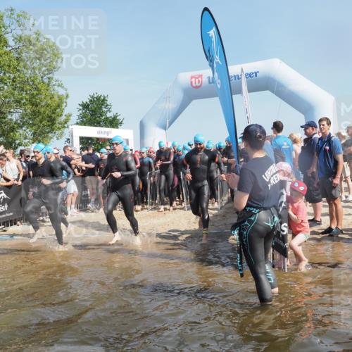 22.06.2025 - Viking Triathlon KatJ http://msf.ph/oto/8063406 22.06.2025 10:02:32 Schwimmen 78, 103, 114, 180, 188, 189, 193, 265, 283, 297, 513, 520, 532, 546, 549 meine-sportfotos.de
