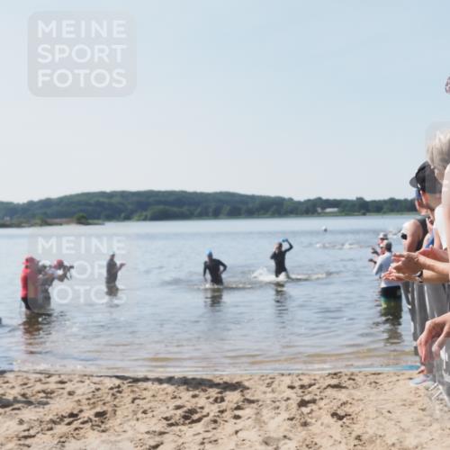 22.06.2025 - Viking Triathlon MichiJ http://msf.ph/oto/8063458 22.06.2025 10:24:59 Schwimmen 4, 521 meine-sportfotos.de