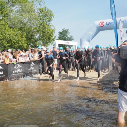 22.06.2025 - Viking Triathlon KatJ http://msf.ph/oto/8063462 22.06.2025 10:02:43 Schwimmen 98, 114, 161, 193, 264, 323, 366, 427, 429, 430, 486, 513, 546, 552 meine-sportfotos.de