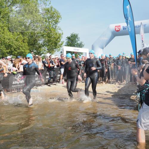 22.06.2025 - Viking Triathlon KatJ http://msf.ph/oto/8063482 22.06.2025 10:02:44 Schwimmen 98, 114, 161, 264, 323, 366, 427, 429, 430, 486, 552 meine-sportfotos.de