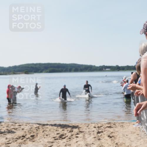 22.06.2025 - Viking Triathlon MichiJ http://msf.ph/oto/8063483 22.06.2025 10:25:02 Schwimmen 4, 521 meine-sportfotos.de