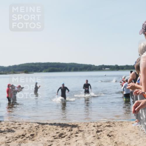 22.06.2025 - Viking Triathlon MichiJ http://msf.ph/oto/8063484 22.06.2025 10:25:03 Schwimmen 4, 521 meine-sportfotos.de