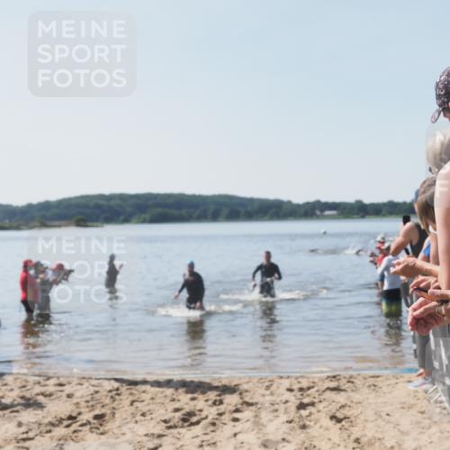 22.06.2025 - Viking Triathlon MichiJ http://msf.ph/oto/8063488 22.06.2025 10:25:03 Schwimmen 4, 521 meine-sportfotos.de